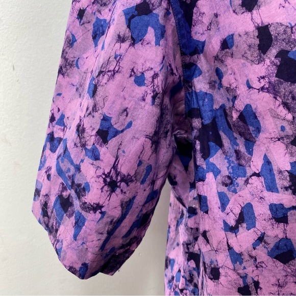 Abstract Button Up Shirt Made In Ghana - Picture 3 of 16